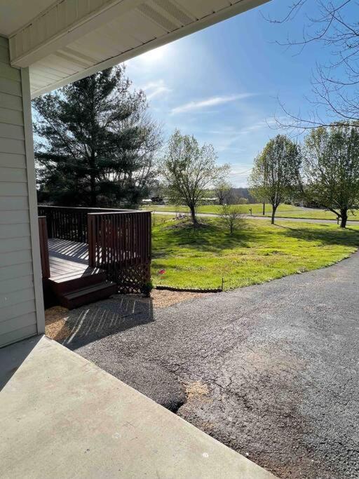Charming House In Sevierville Family Friendly Quiet Location Close To Wilderness エクステリア 写真