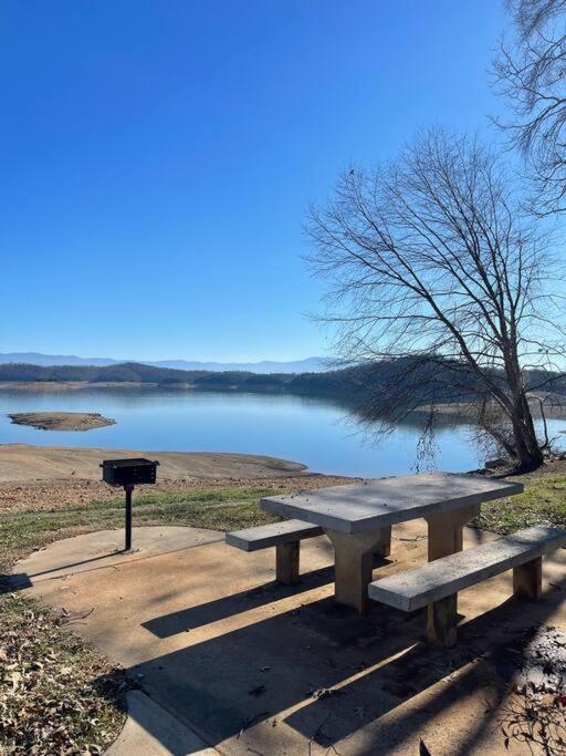 Charming House In Sevierville Family Friendly Quiet Location Close To Wilderness エクステリア 写真
