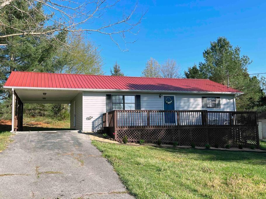 Charming House In Sevierville Family Friendly Quiet Location Close To Wilderness エクステリア 写真